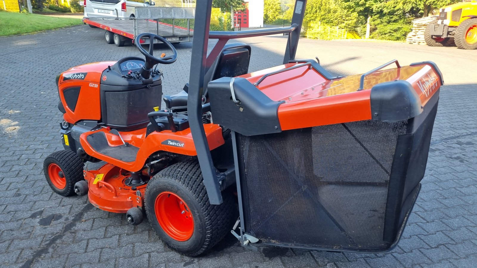 Aufsitzmäher van het type Kubota G231 LD Vorführmaschine, Neumaschine in Olpe (Foto 8)