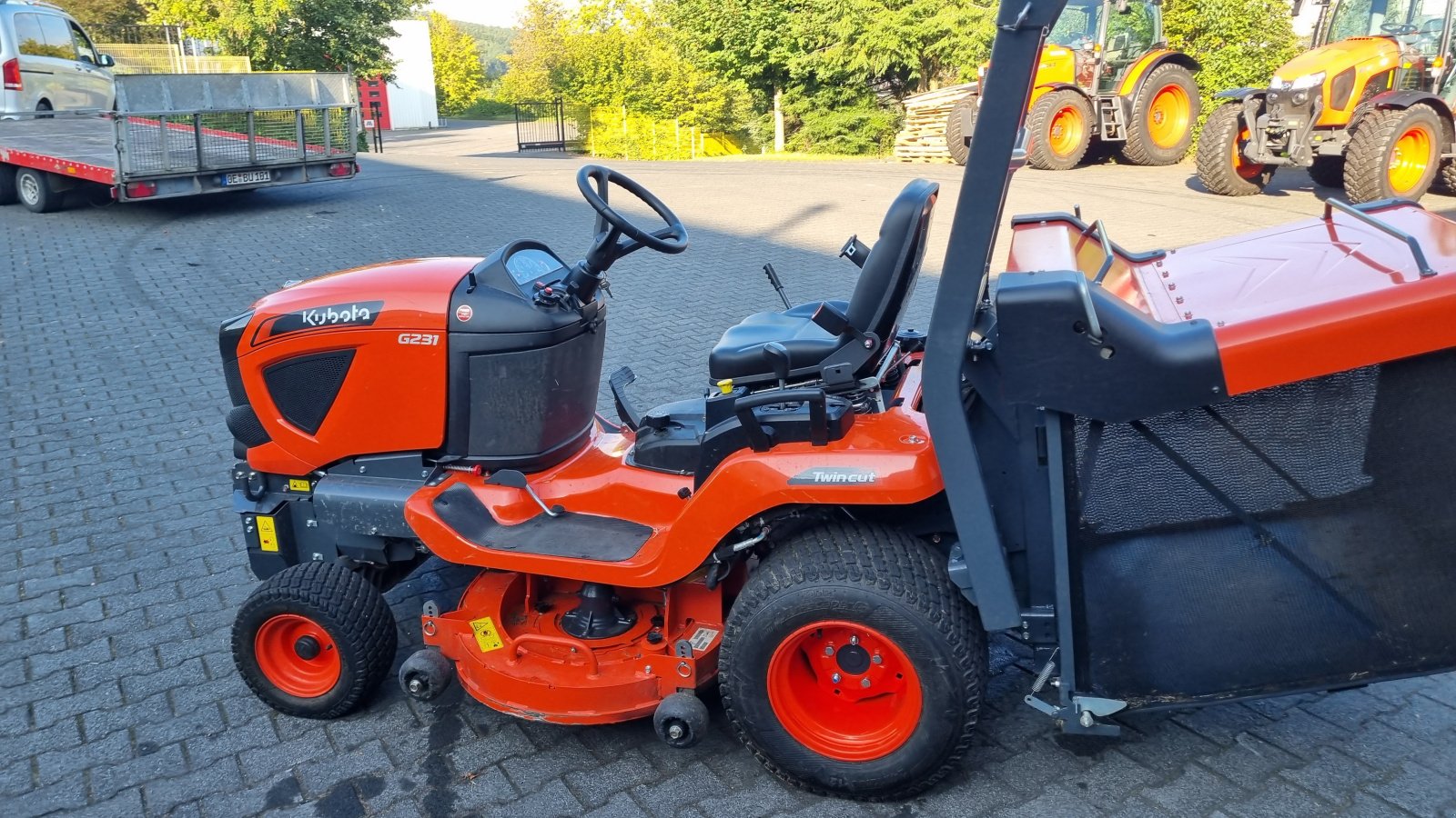 Aufsitzmäher van het type Kubota G231 LD Vorführmaschine, Neumaschine in Olpe (Foto 9)