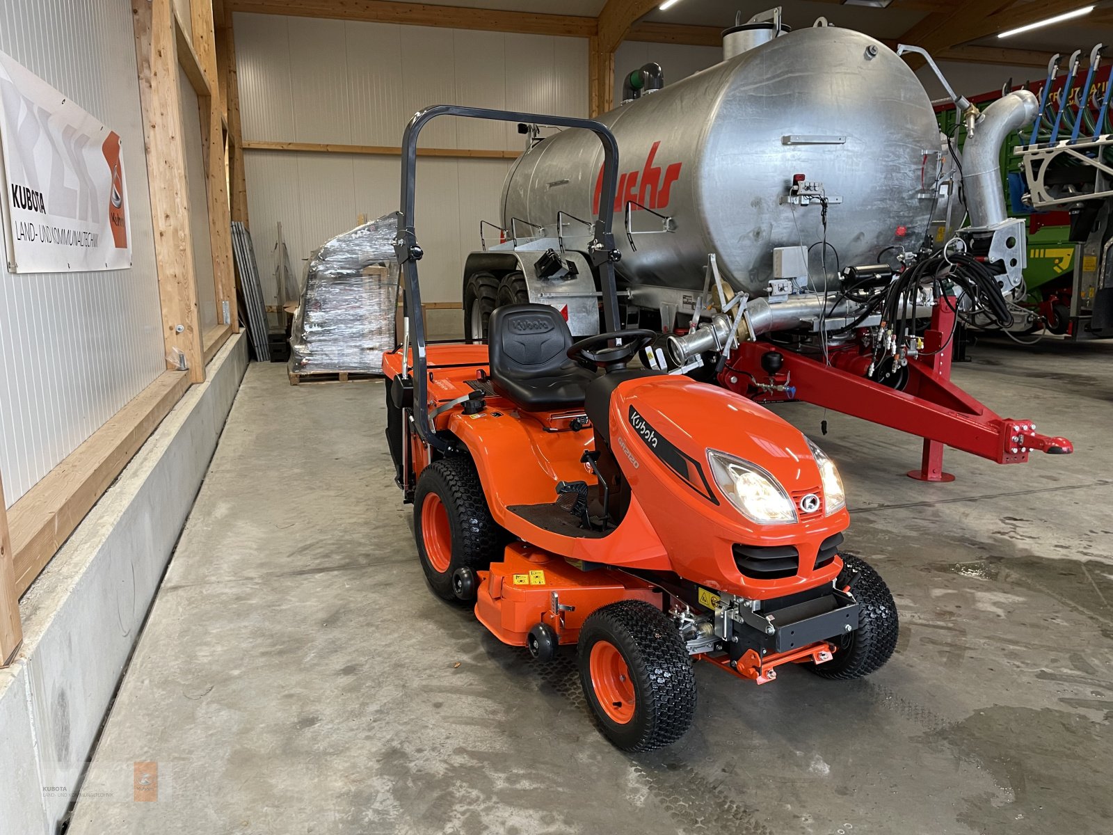 Aufsitzmäher typu Kubota GR 2120, Aufsitzmäher, 5 Jahre Garantie, Allradtraktor, Neumaschine w Biessenhofen (Zdjęcie 4)