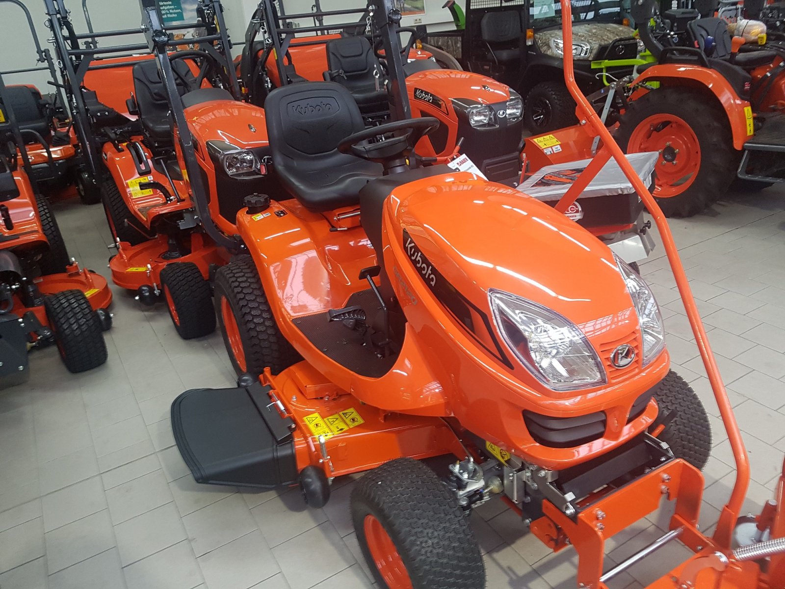 Aufsitzmäher typu Kubota GR2120S incl Schneeschild, Neumaschine w Olpe (Zdjęcie 5)