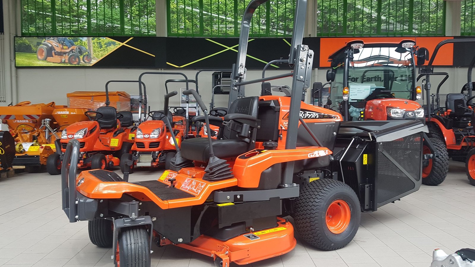 Aufsitzmäher van het type Kubota GZD15LD  ab 0,99%, Neumaschine in Olpe (Foto 4)