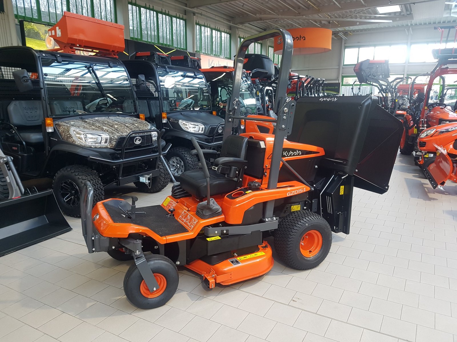 Aufsitzmäher типа Kubota GZD15LD  ab 0,99%, Neumaschine в Olpe (Фотография 5)