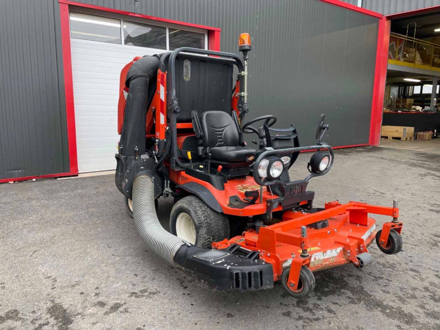 Aufsitzmäher a típus Kubota Tondeuse autoportée F3890 Kubota, Gebrauchtmaschine ekkor: LA SOUTERRAINE (Kép 2)