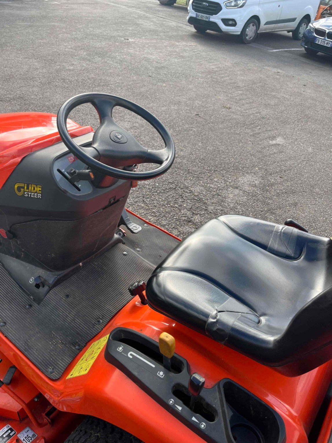 Aufsitzmäher du type Kubota Tondeuse autoportée GR2100II Kubota, Gebrauchtmaschine en LA SOUTERRAINE (Photo 5)