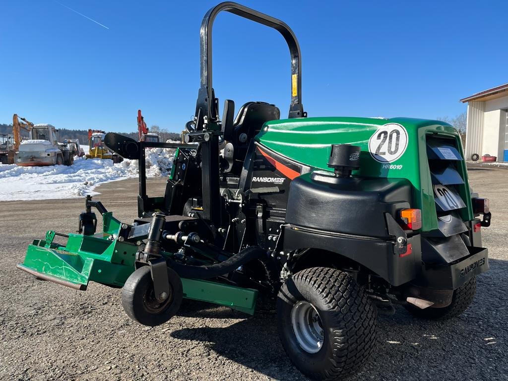 Aufsitzmäher typu Ransomes HR 6010, Gebrauchtmaschine w Neureichenau (Zdjęcie 4)