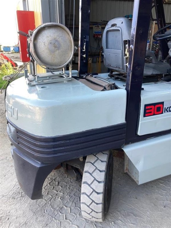 Aufstallung van het type Komatsu truck Gastruck - 2 gasflasker medfølger, Gebrauchtmaschine in Egtved (Foto 3)