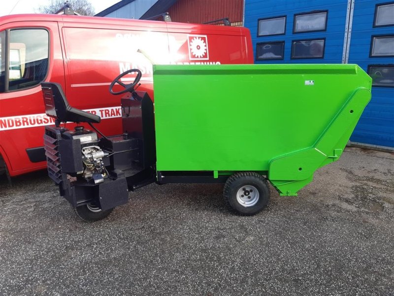 Aufstallung van het type L-Tec kl truck 1800 knækstyret fodertruck, Gebrauchtmaschine in Suldrup (Foto 1)