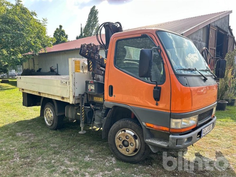 Autokran des Typs Mitsubishi Canter, Gebrauchtmaschine in Düsseldorf (Bild 1)