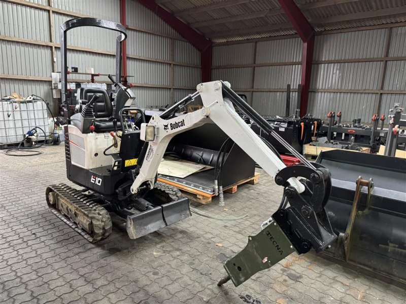 Bagger του τύπου Bobcat E 10 KUN 1800 TIMER, 3 STK SKOVLE OG NY HAMMER!, Gebrauchtmaschine σε Nørager (Φωτογραφία 1)