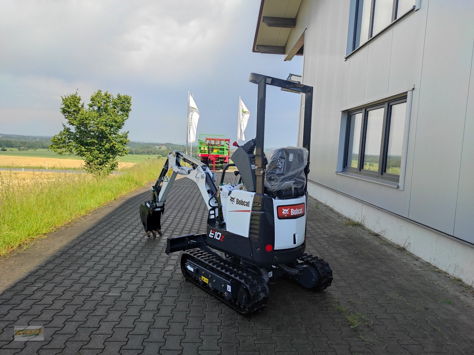 Bagger del tipo Bobcat E 10, Neumaschine In Frauenneuharting (Immagine 4)