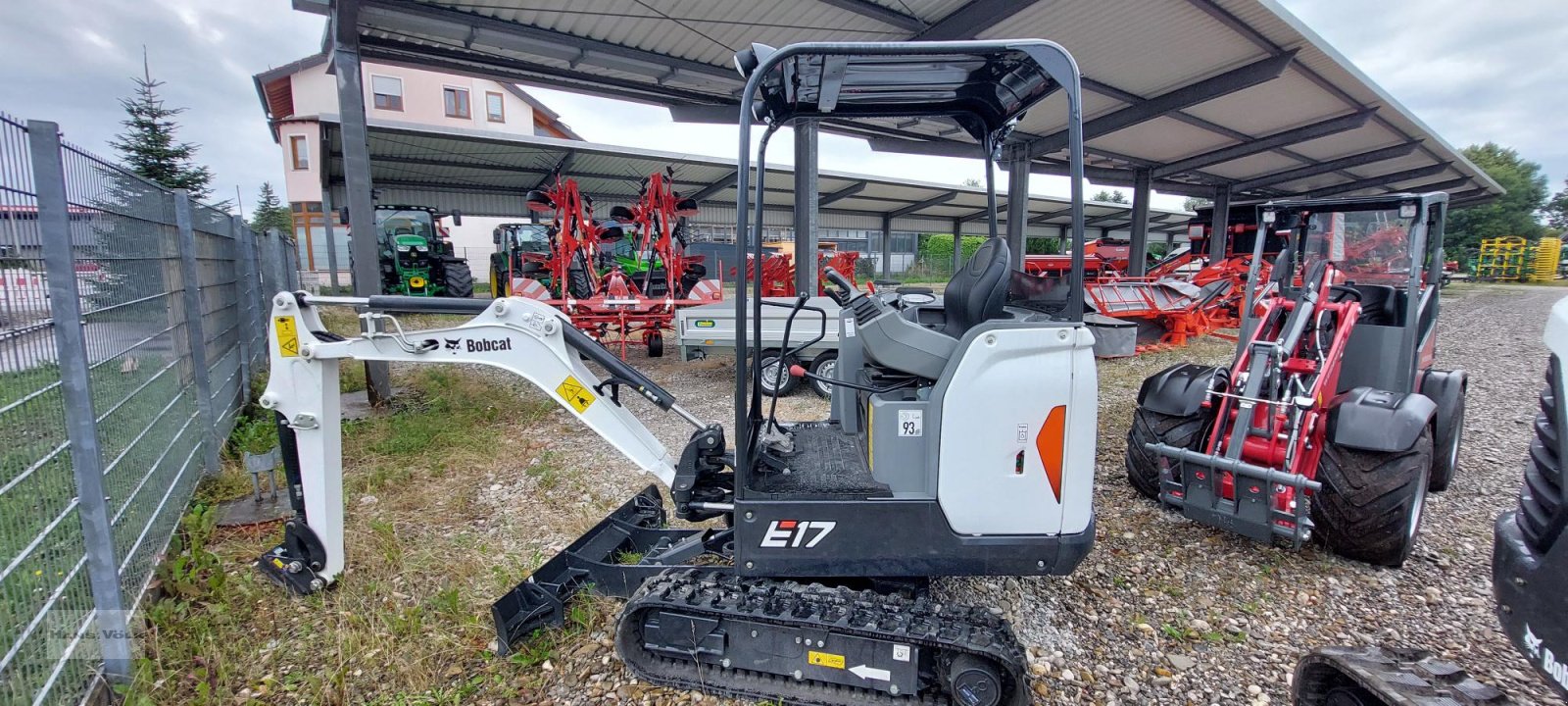 Bagger of the type Bobcat E 17, Neumaschine in Schwabmünchen (Picture 2)