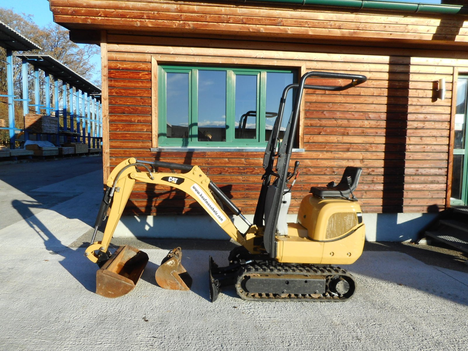 Bagger du type CAT 300.9D, Gebrauchtmaschine en St. Nikolai ob Draßling (Photo 1)