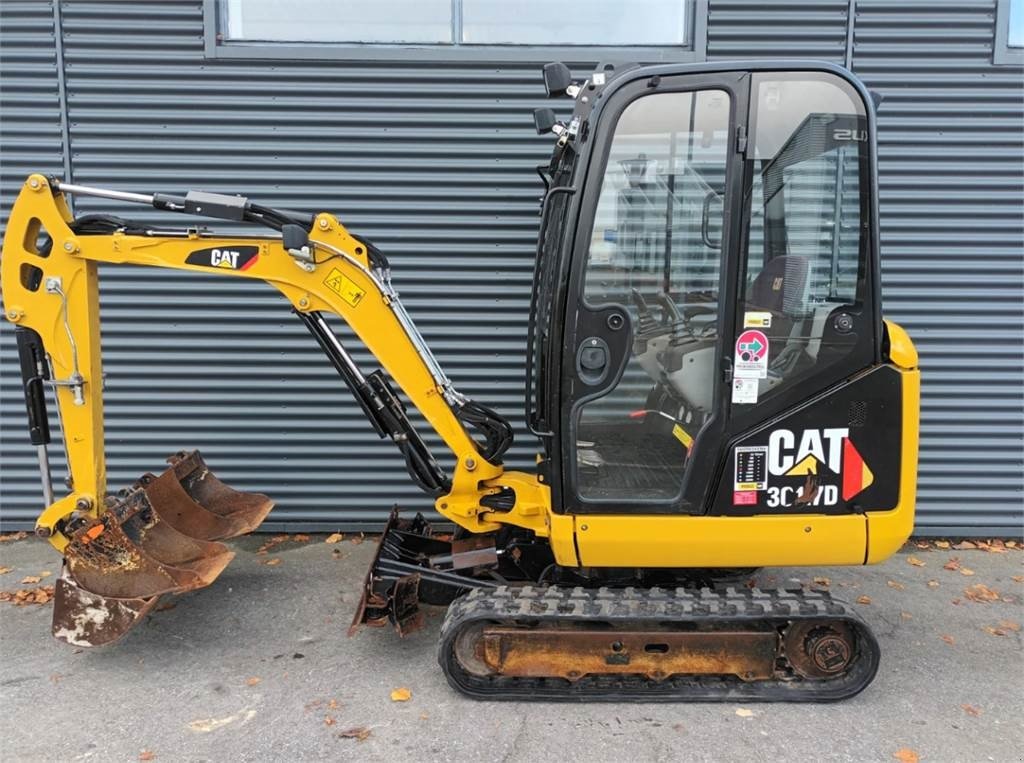 Bagger del tipo CAT 301,7d, Gebrauchtmaschine en Fårevejle (Imagen 5)