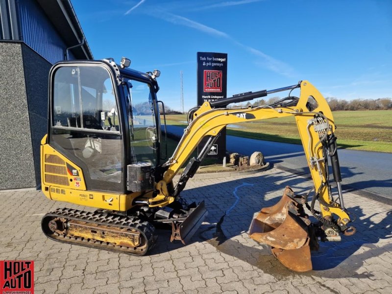 Bagger du type CAT 301.7D tiltman og centralsmørring, Gebrauchtmaschine en Vrå (Photo 1)