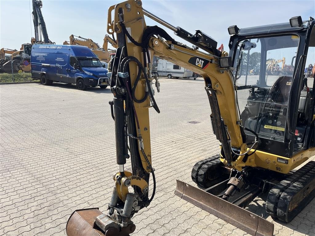 Bagger типа CAT 301.7D Udskudsarm og tiltman, Gebrauchtmaschine в Rønnede (Фотография 7)