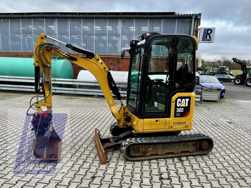 Bagger du type Caterpillar 302-05A CR, Gebrauchtmaschine en Anröchte-Altengeseke (Photo 1)