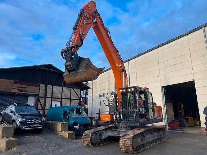 Bagger tip Doosan DX 225 LC-5, Gebrauchtmaschine in Altenstadt (Poză 2)