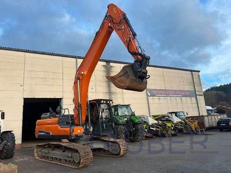 Bagger of the type Doosan DX 225 LC-5, Gebrauchtmaschine in Altenstadt (Picture 1)