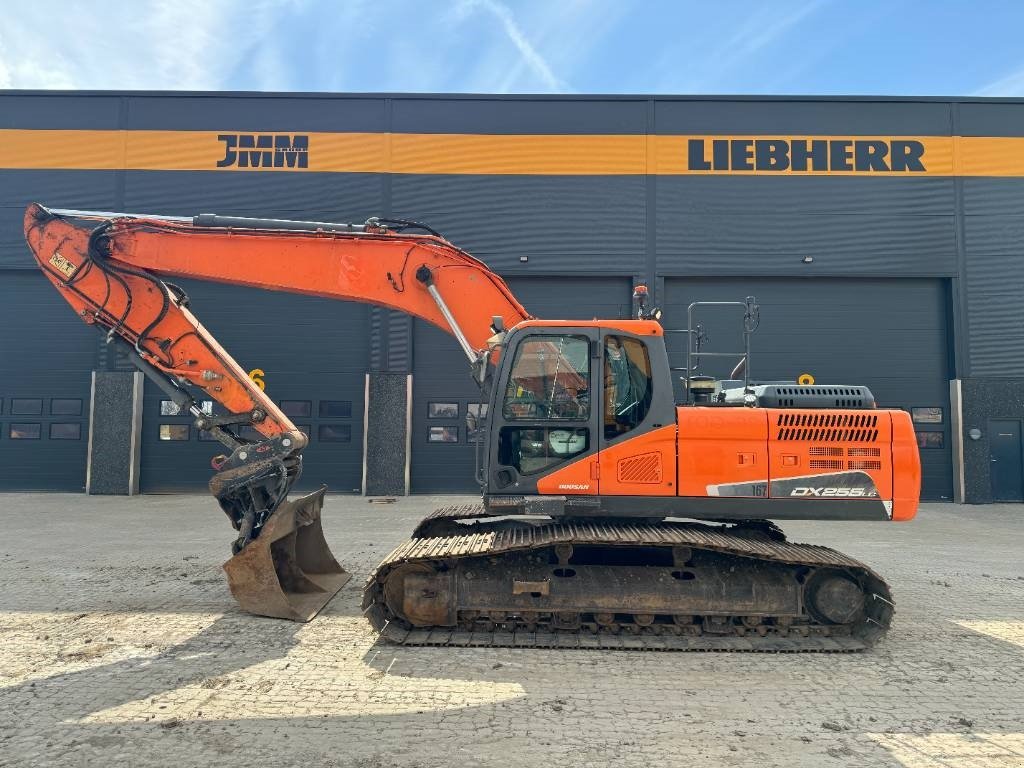 Bagger tip Doosan DX 255 LC-5, Gebrauchtmaschine in Vojens (Poză 1)