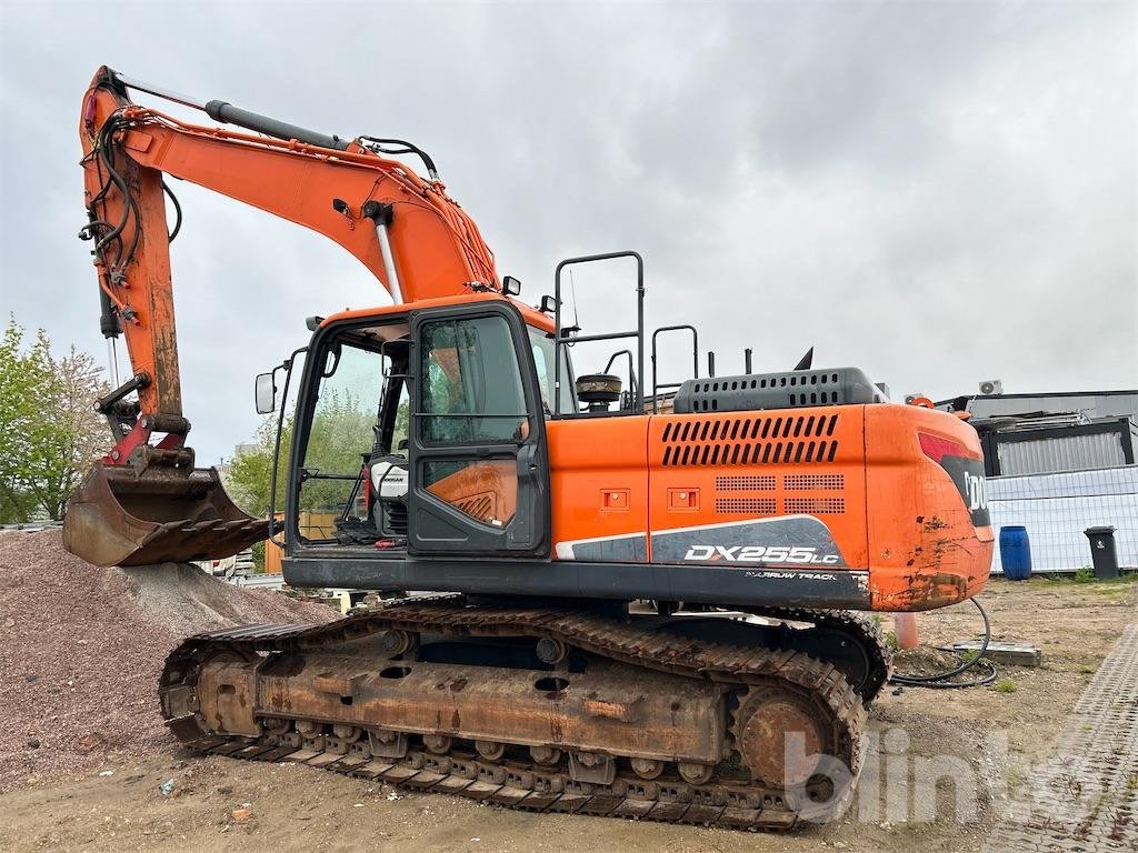 Bagger типа Doosan DX 255 LC, Gebrauchtmaschine в Düsseldorf (Фотография 2)