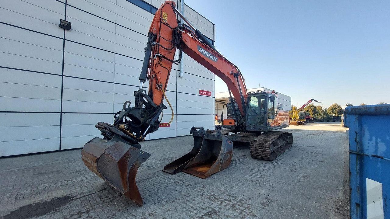 Bagger типа Doosan DX255LC-5, Gebrauchtmaschine в Skive (Фотография 1)