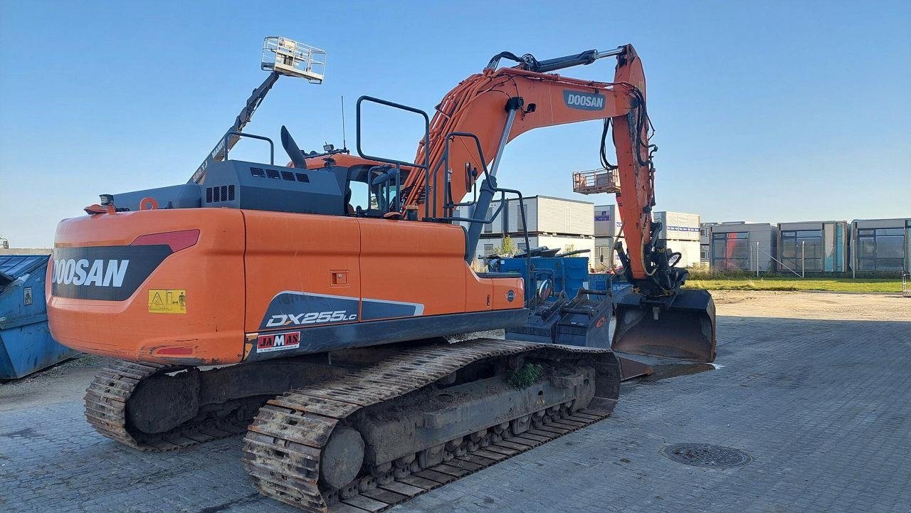 Bagger van het type Doosan DX255LC-5, Gebrauchtmaschine in Skive (Foto 6)