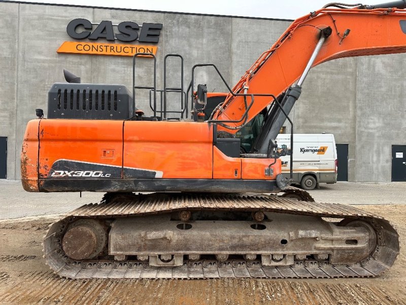 Bagger du type Doosan DX300LC-5, Gebrauchtmaschine en Aalborg SV (Photo 1)