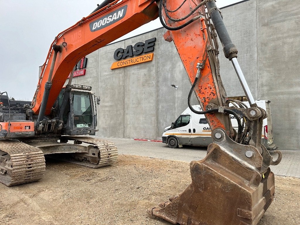 Bagger van het type Doosan DX300LC-5, Gebrauchtmaschine in Aalborg SV (Foto 2)