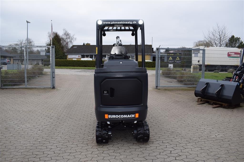 Bagger του τύπου Eurocomach 22 SR FABRIKS NY 2022 MODEL COMPACT TILT ROTATOR, Gebrauchtmaschine σε Fredensborg (Φωτογραφία 4)