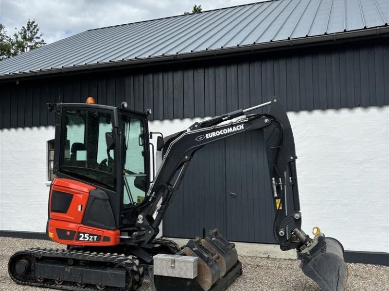 Bagger типа Eurocomach 25 ZT, Gebrauchtmaschine в Horsens