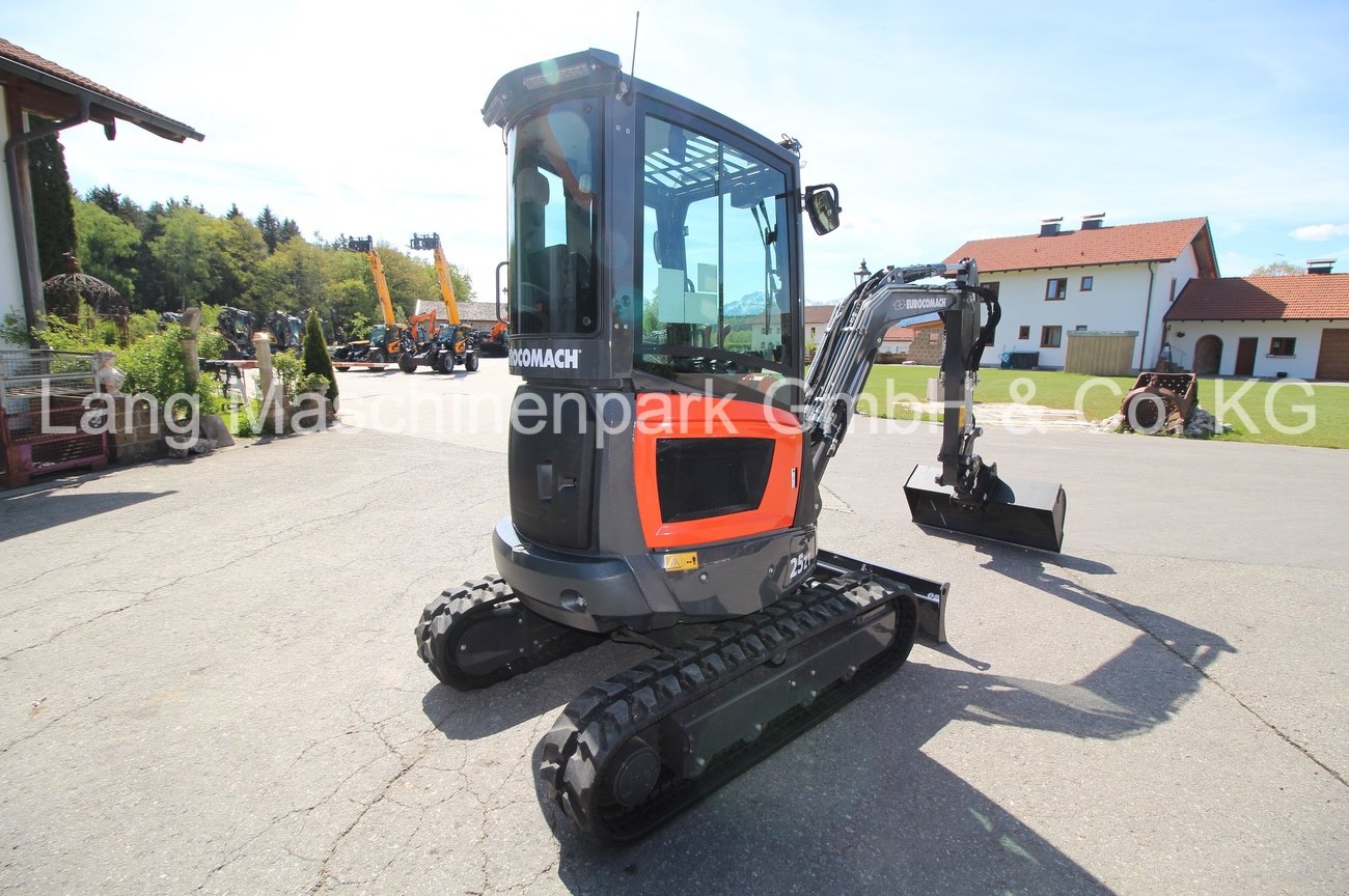 Bagger tip Eurocomach 25 ZT, Neumaschine in Petting (Poză 7)