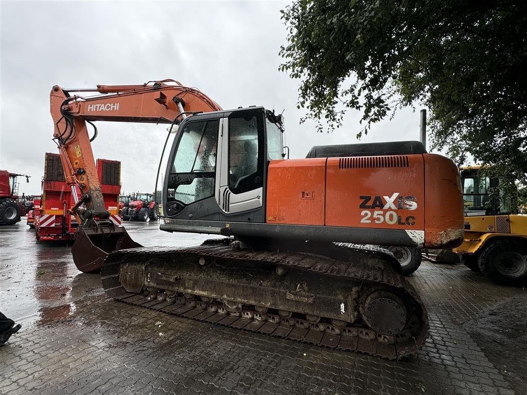 Bagger del tipo Hitachi Zaxis 250LC-3, Gebrauchtmaschine In Nørager (Immagine 3)