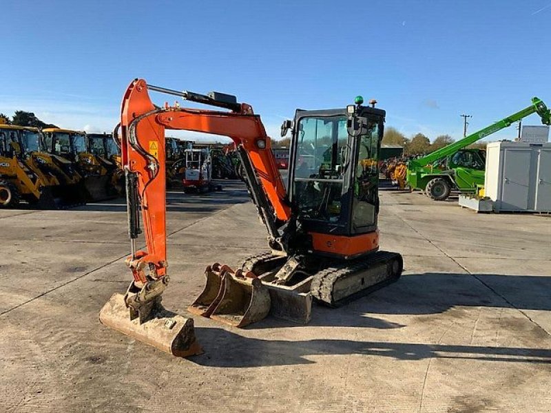 Bagger des Typs Hitachi Zaxis 33U, Gebrauchtmaschine in Kaunas (Bild 5)