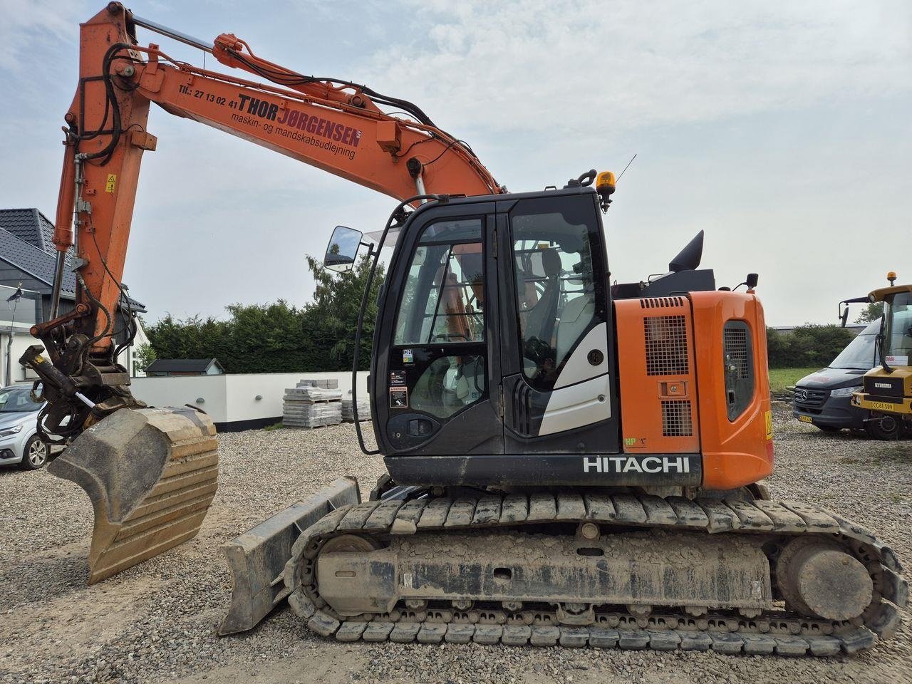 Bagger от тип Hitachi ZX135US-6, Gebrauchtmaschine в Skive (Снимка 6)