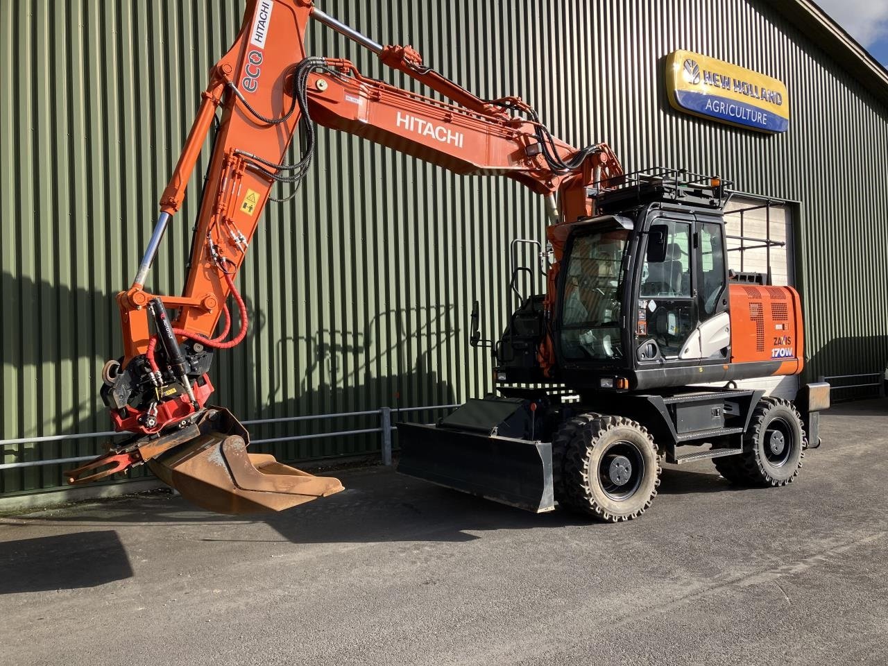 Bagger des Typs Hitachi ZX170W-6, Gebrauchtmaschine in Middelfart (Bild 1)