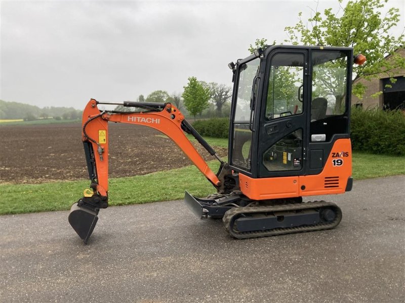 Bagger Türe ait Hitachi ZX19-5A, Gebrauchtmaschine içinde Horsens (resim 1)