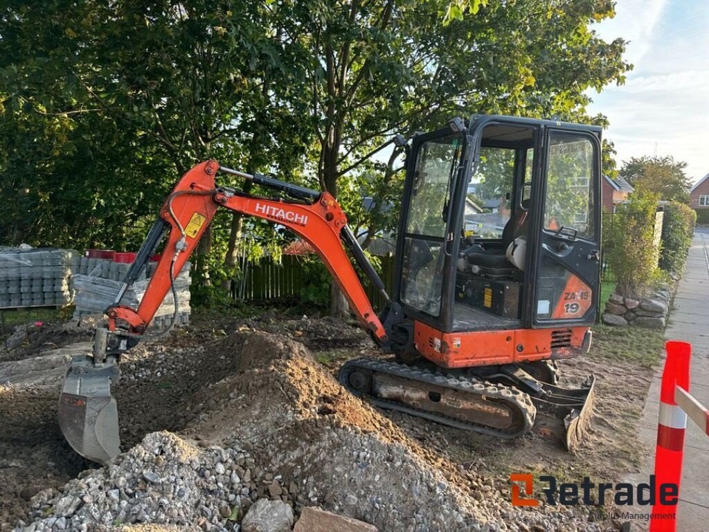 Bagger tip Hitachi ZX19-5A, Gebrauchtmaschine in Rødovre (Poză 3)