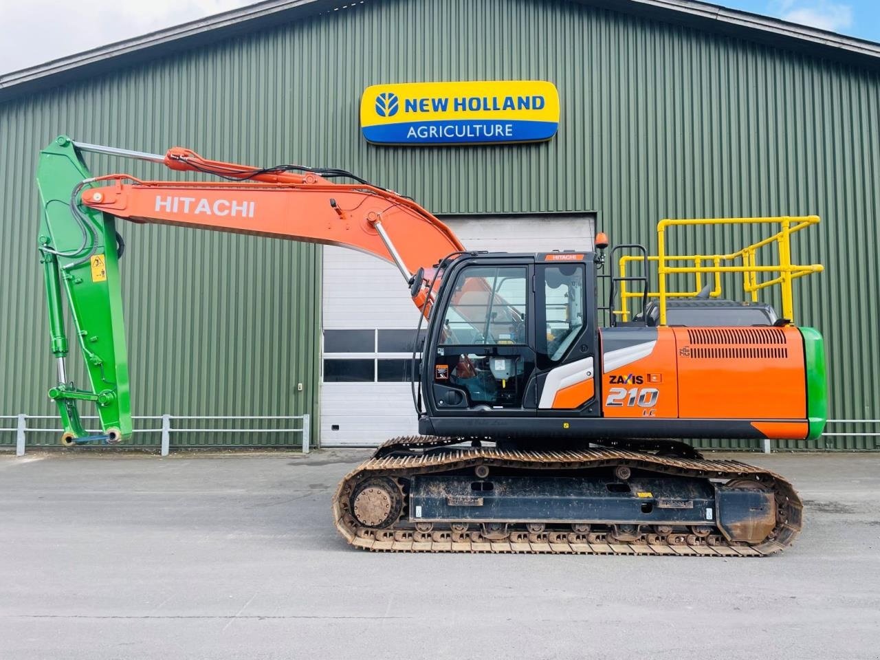 Bagger от тип Hitachi ZX210LC-7, Gebrauchtmaschine в Middelfart (Снимка 1)