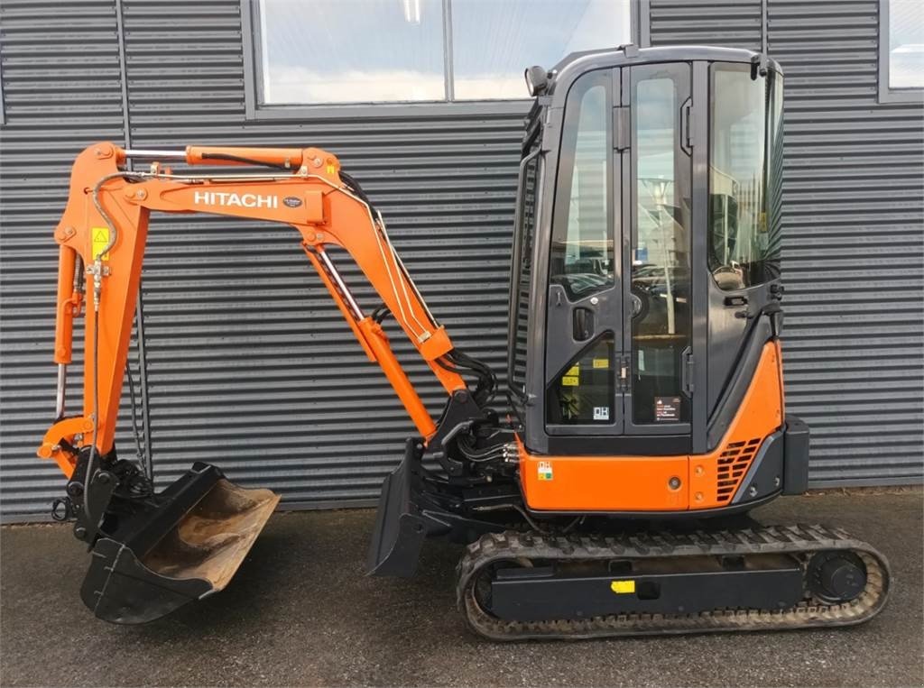 Bagger tip Hitachi zx22u-2 clr, Gebrauchtmaschine in Fårevejle (Poză 5)