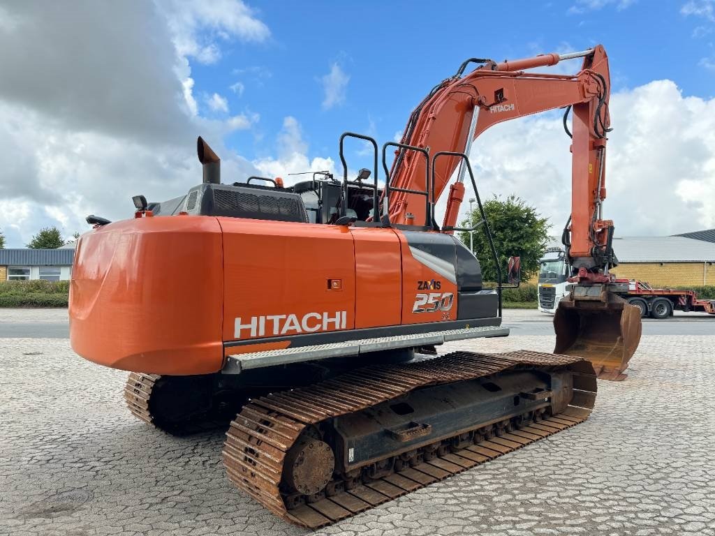 Bagger typu Hitachi ZX250-7, Gebrauchtmaschine v Vojens (Obrázek 4)