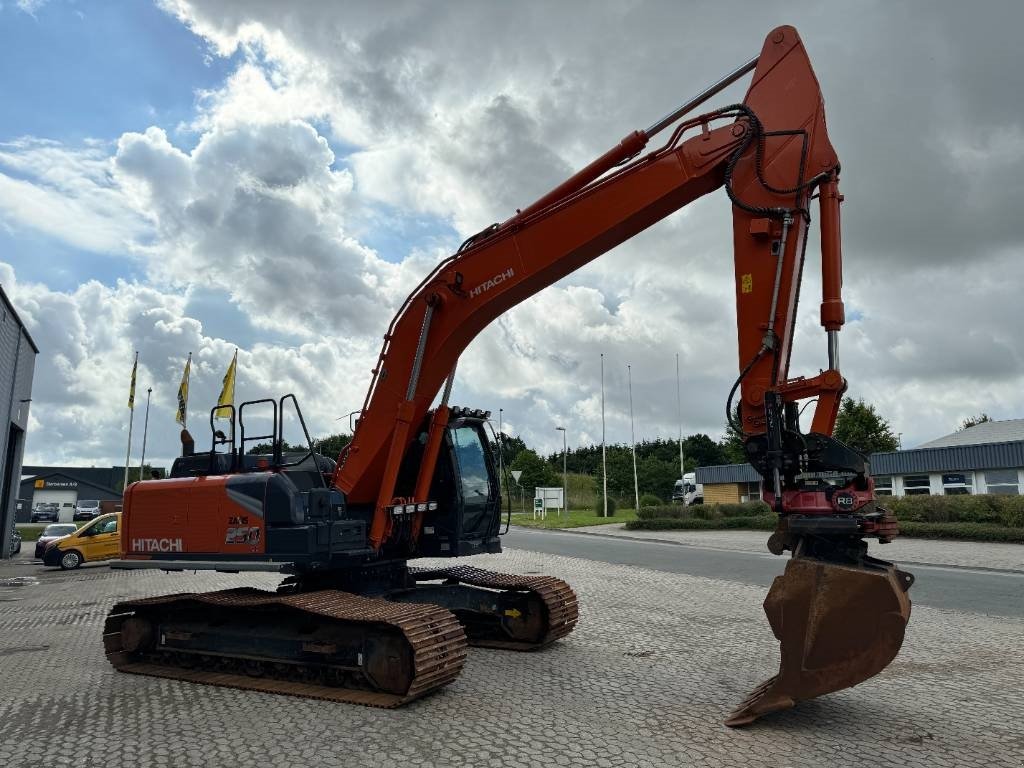 Bagger Türe ait Hitachi ZX250-7, Gebrauchtmaschine içinde Vojens (resim 3)