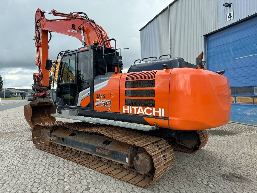 Bagger van het type Hitachi ZX250-7, Gebrauchtmaschine in Vojens (Foto 5)