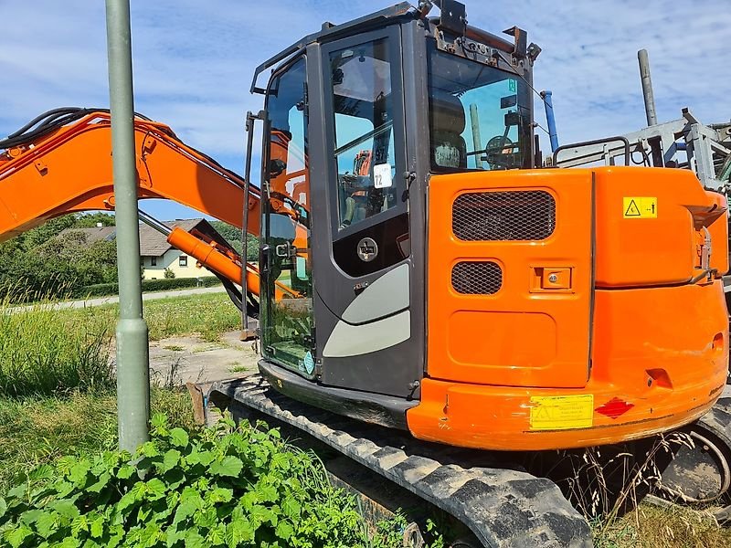 Bagger tip Hitachi ZX85 USB-5A mit Gummiketten, Gebrauchtmaschine in Fürstenstein (Poză 3)