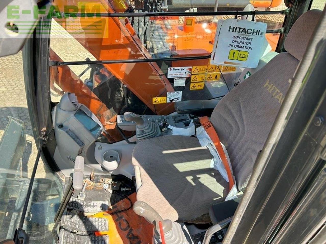 Bagger Türe ait Hitachi ZX85US-6-MN-BL, Gebrauchtmaschine içinde Hamburg (resim 9)