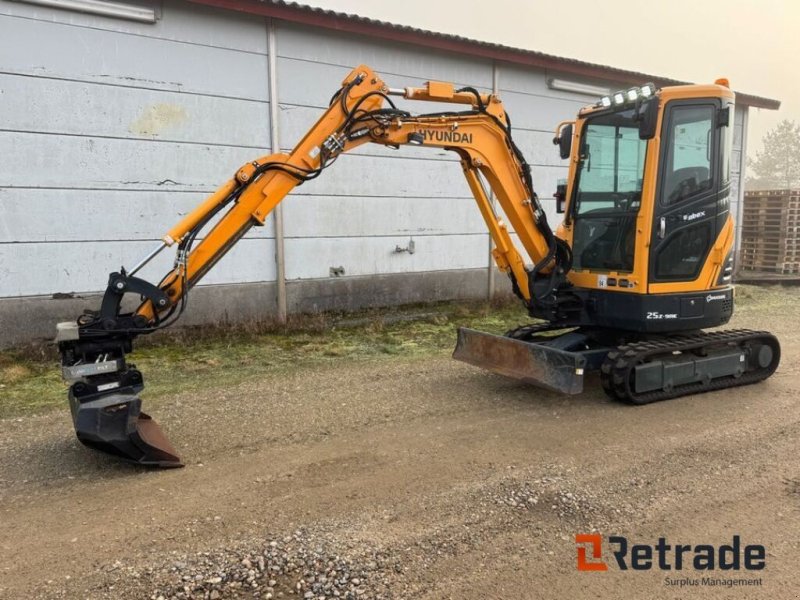 Bagger tip Hyundai 25Z-9AK, Gebrauchtmaschine in Rødovre (Poză 1)