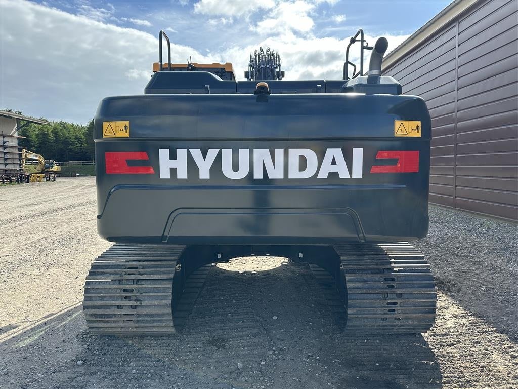Bagger типа Hyundai HX220AL, Gebrauchtmaschine в Gjerlev J. (Фотография 6)