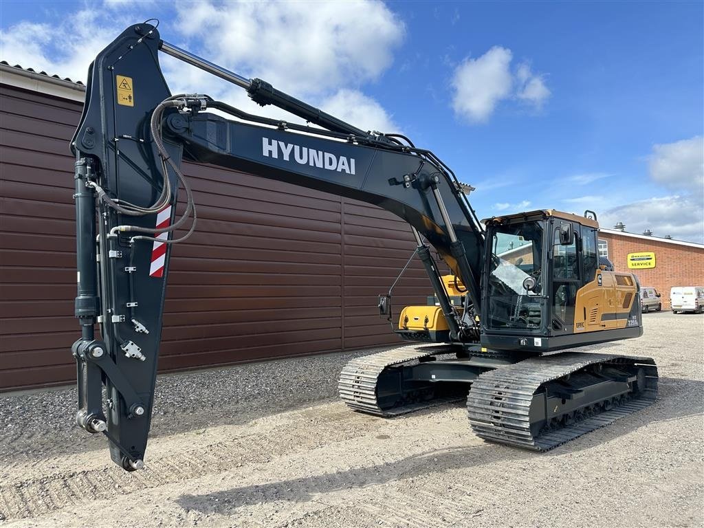 Bagger typu Hyundai HX220AL, Gebrauchtmaschine w Gjerlev J. (Zdjęcie 2)