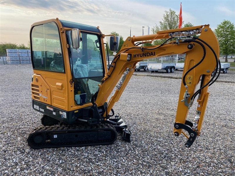 Bagger tip Hyundai R18-9AK Lang arm, Gebrauchtmaschine in Kjellerup (Poză 1)