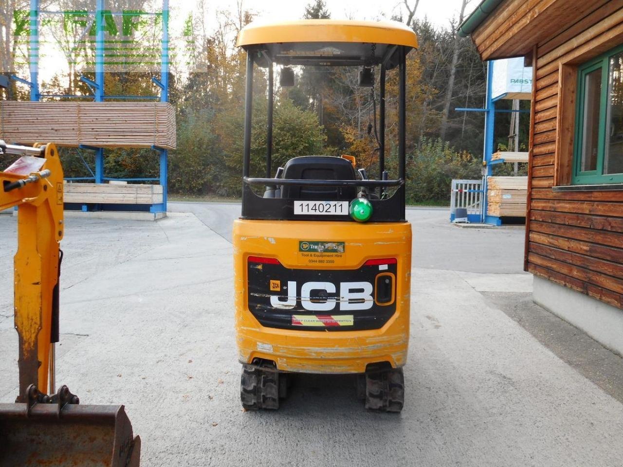 Bagger del tipo JCB 16c-1 ( 1.639kg ) verstellfahrwerk + 3 löffel, Gebrauchtmaschine en ST. NIKOLAI/DR. (Imagen 3)