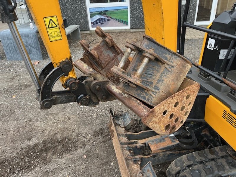 Bagger tip JCB 16C-1 MED SKOVLSÆT, Gebrauchtmaschine in Dronninglund (Poză 2)